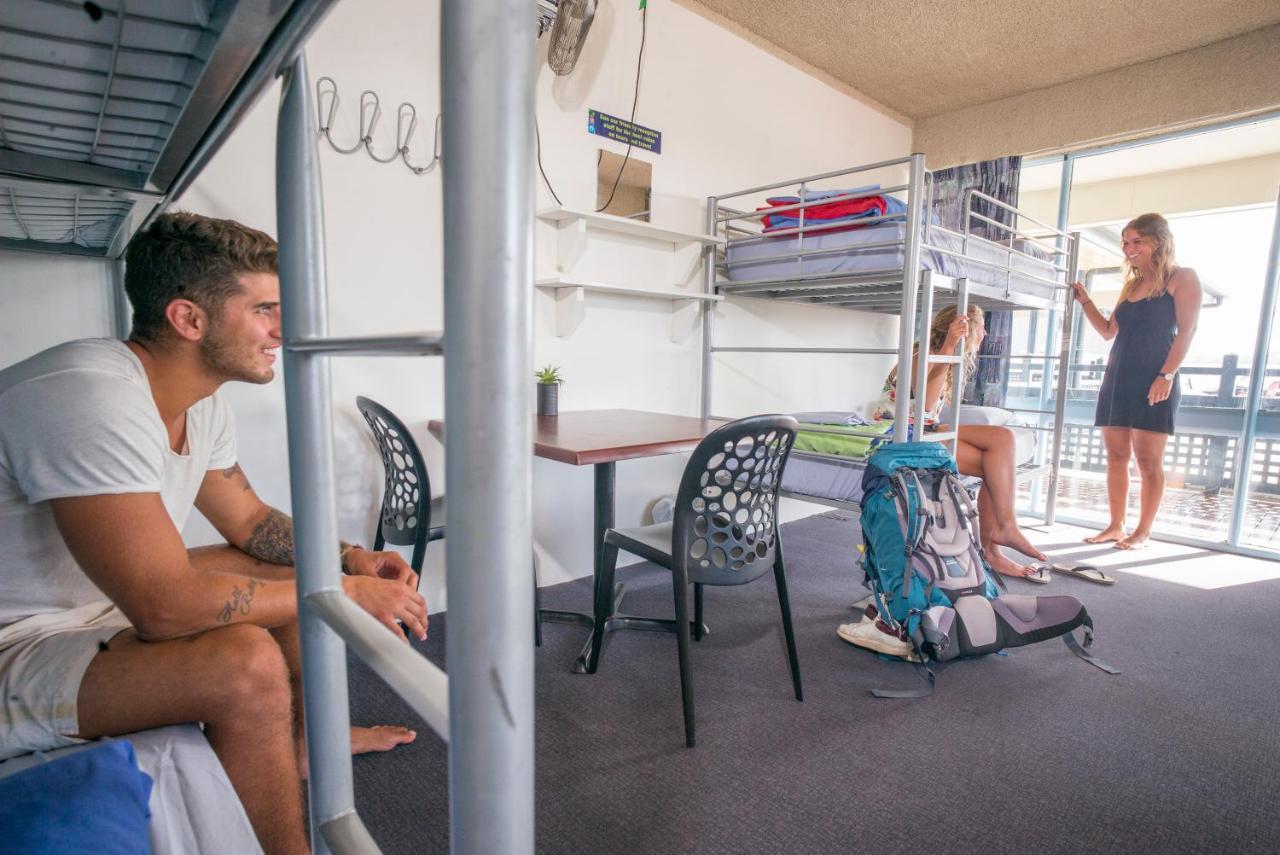 Surfers Paradise Yha Southport Esterno foto